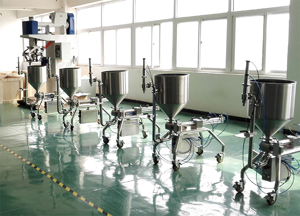 星格醬料灌裝機(jī)走進(jìn)連云港茂揚(yáng)調(diào)味品(圖3)