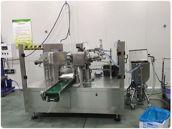 自動化醬料包裝機械加工生產線賣多少錢(圖1) 自動化醬料包裝機械加工生產線賣多少錢(圖1)