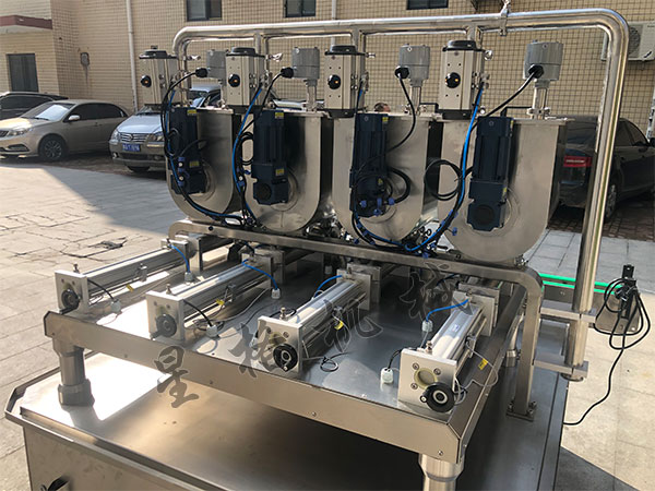 多功能醬料灌裝生產線選購技巧(圖2) 多功能醬料灌裝生產線選購技巧(圖2)