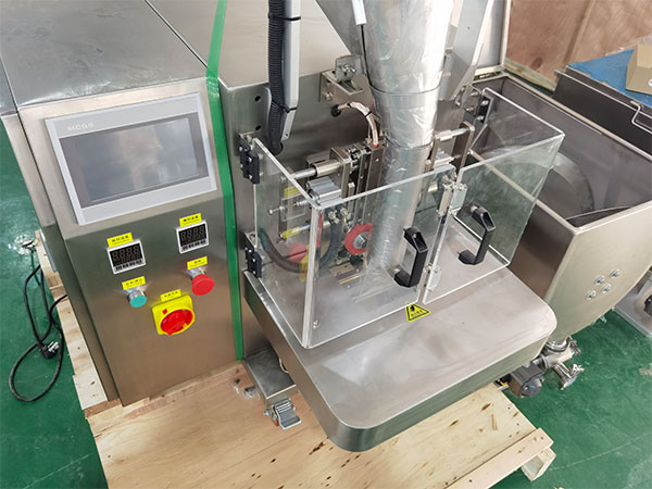 醬料食品包裝機運行平穩、包裝效率高(圖3)