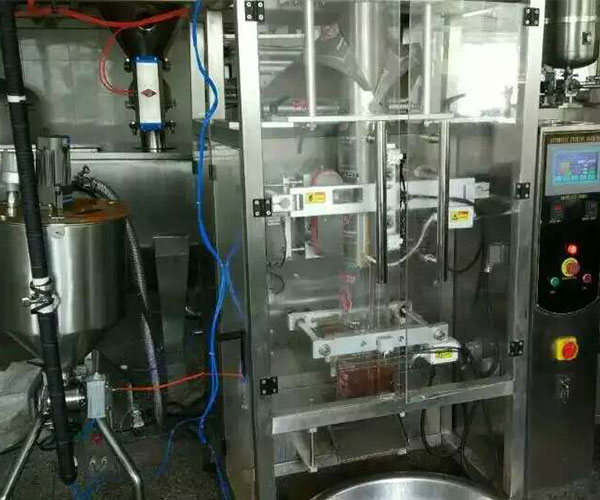 自動(dòng)化芥末醬包裝機(jī)怎么使用(圖1)