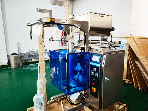 新品發(fā)布：立式醬料包裝機(圖1)